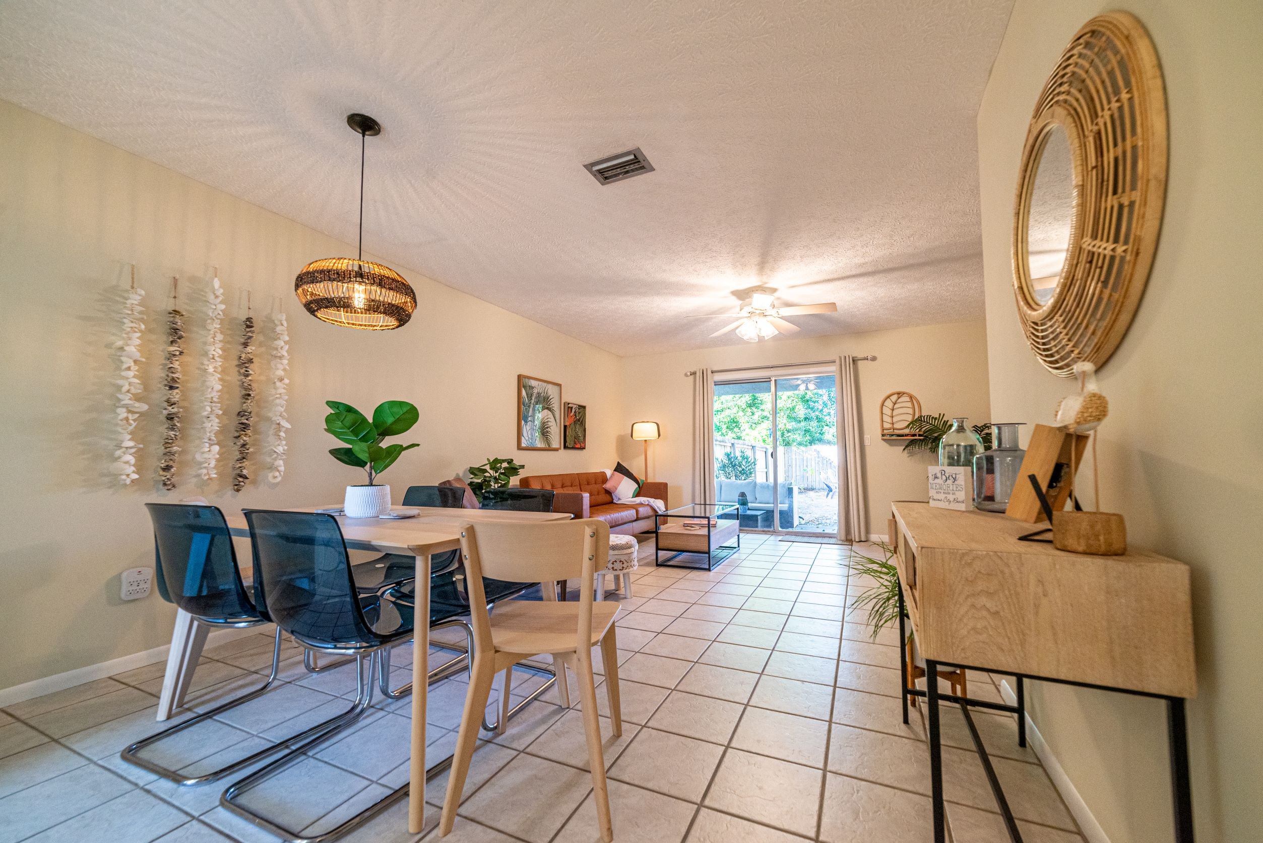 Resorts https://emeraldbeachproperties.icnd-cdn.com/images/resorts/resize for web.jpg